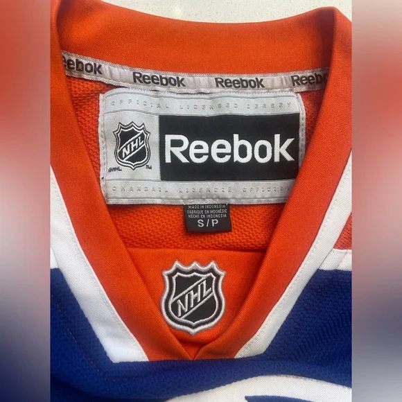 Reebok Edmonton Oilers NHL Jersey Size Small (men’s) - Picture 5 of 6